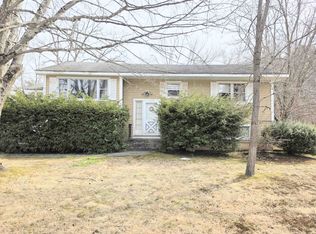 7 Rhona Street, Hudson, NH 03051