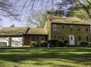 45 Sarah Sherman Rd, Rochester, MA 02770