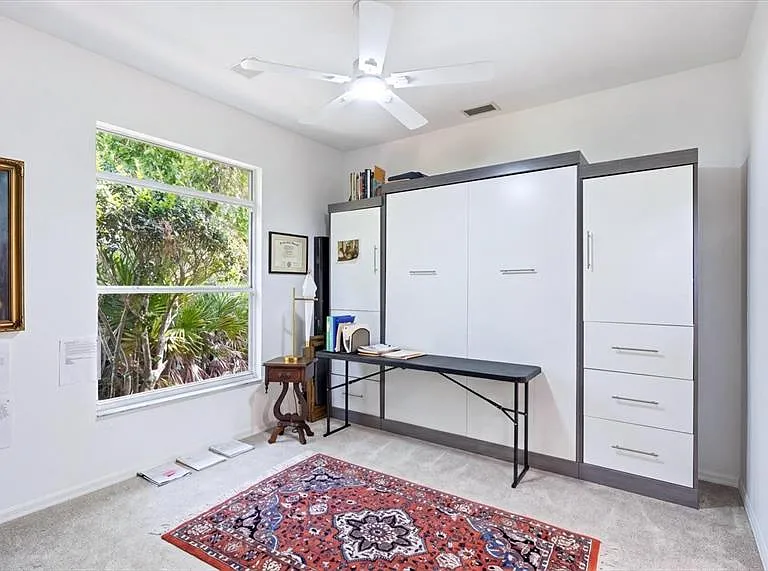 8009 Hampton Ct — Photo 22