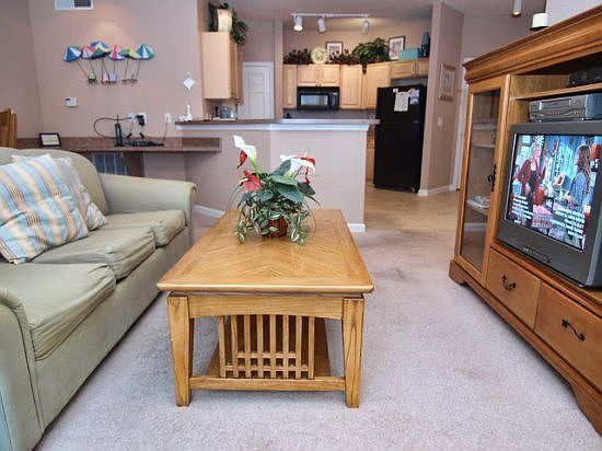 TR2C613-Living-Area-Full-View