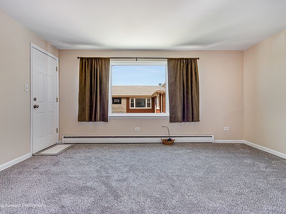 4th image of 6940 W 65th St APT 3B