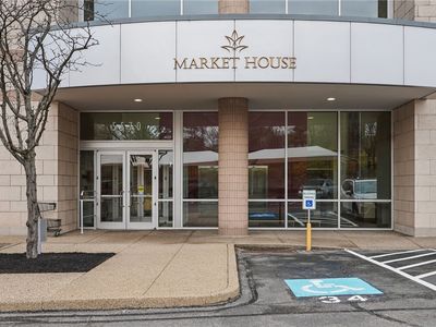 5570 Centre Ave APT 309, Pittsburgh, PA, 15232