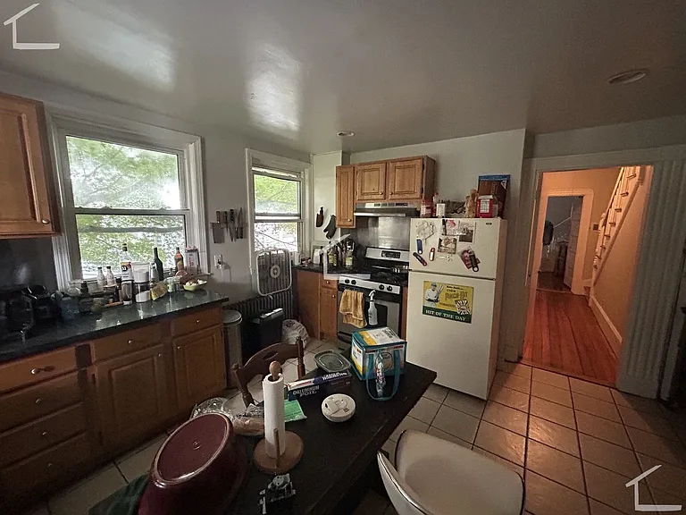 36 Hooker St #1 — Photo 4