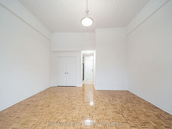 5th image of 1401 Dupont St #128