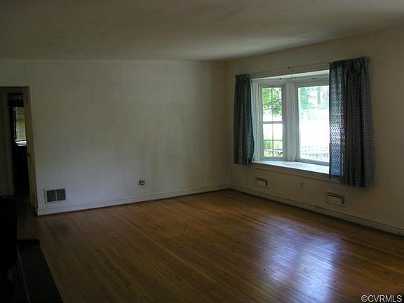 4th image of 1531 Westbury Dr