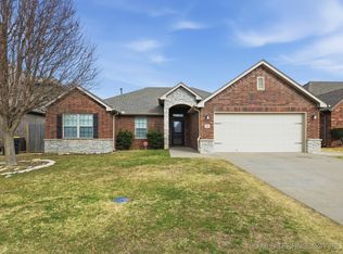 20601 E 32nd St S, Broken Arrow, OK 74014