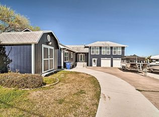 470 Weavers Cv, Livingston, TX 77351