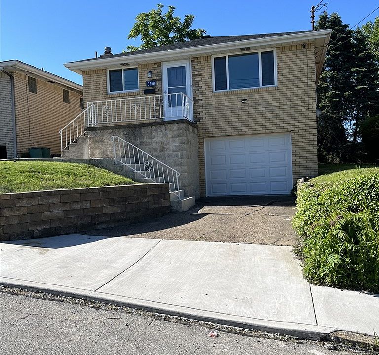 1st image of 3208 Stewart St