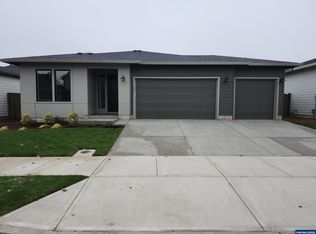 3066 Olympic St, Woodburn, OR 97071