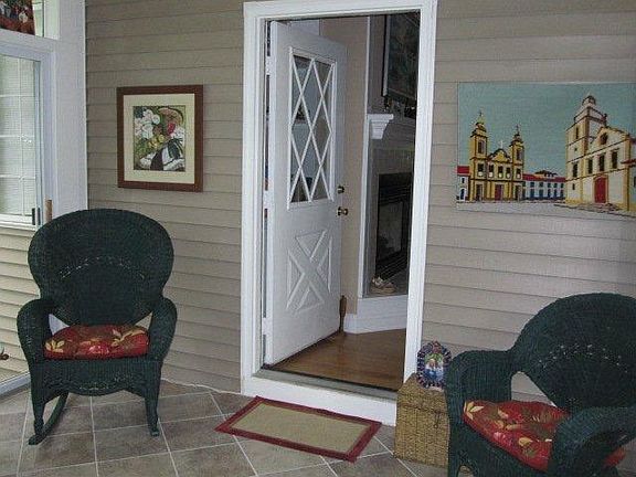 3-Season room off living roo