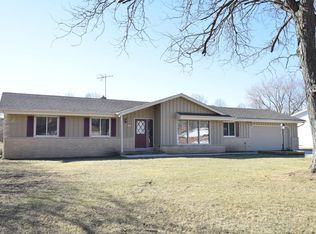 5353 W Joleno Ln, Brown Deer, WI 53223