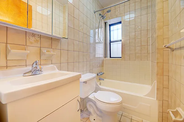 Rented by REAL New York | media 14