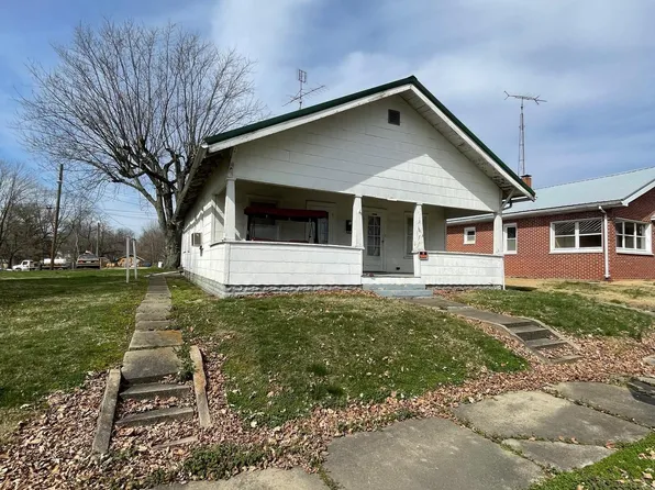 814 N Charles St, Bicknell, IN 47512