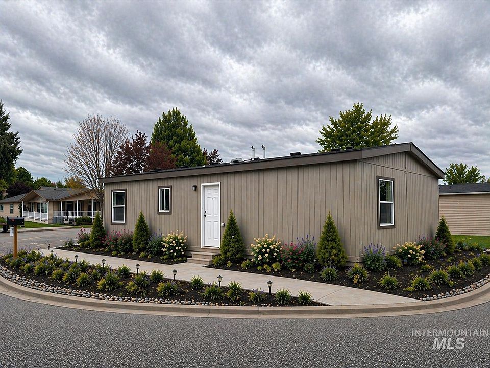 2nd image of 421 S Curtis Rd #300