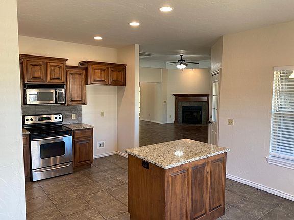 3rd image of 1253 W Shannon Way Ct