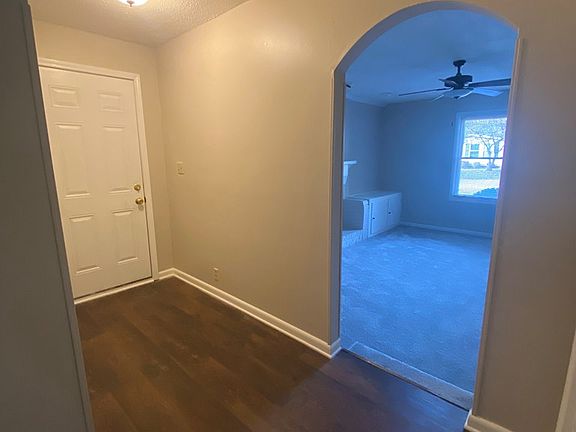 4th image of 1005 Independence Dr