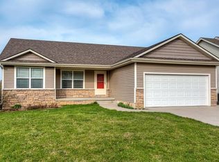 4820 Sawyers Dr, Des Moines, IA 50310