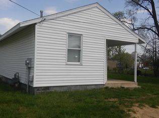 1909 Parallel St, South Bend, IN 46628