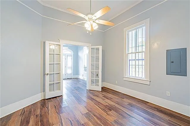 129 N Rendon St — Photo 7