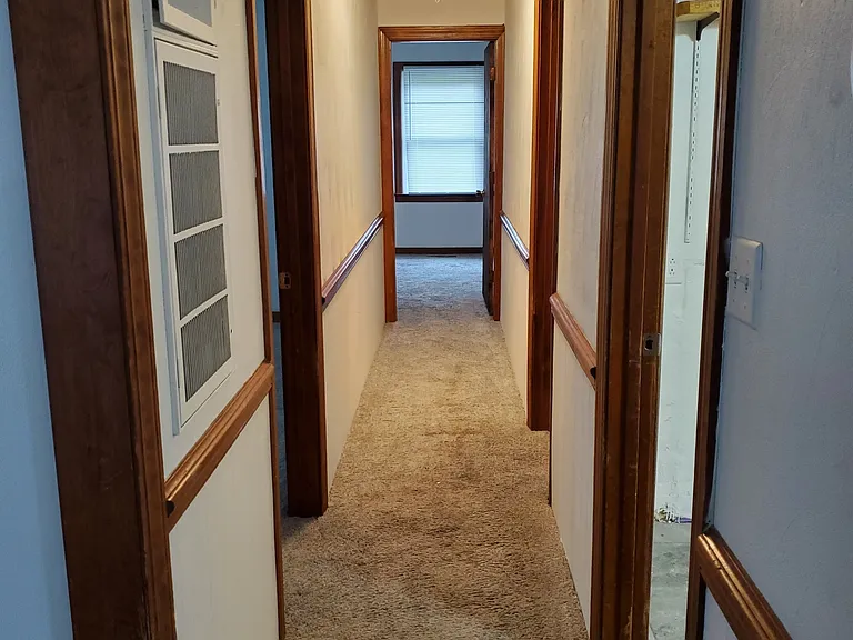 231 Crescent Dr — Photo 4