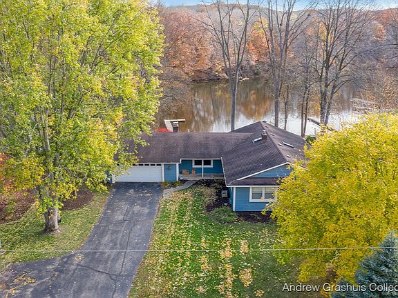 4th image of 7249 Kilmer St SE