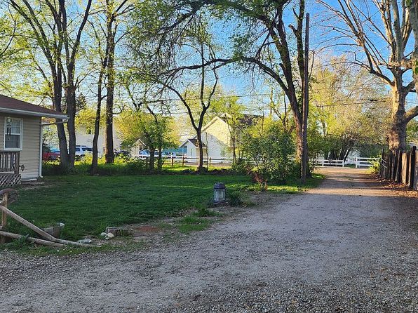 731 W 4th St, Emmett, ID 83617