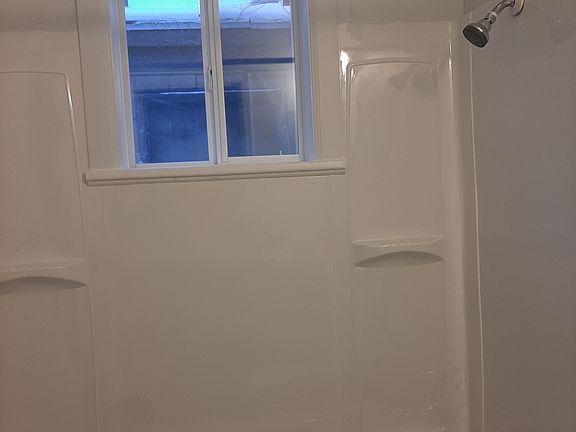 5th image of 620 Vermilya Ave