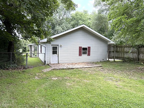 4th image of 3897 N State Road 47