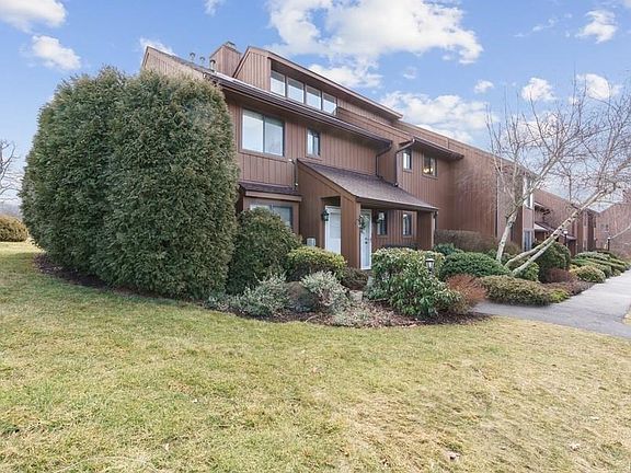 2nd image of 642 Panorama Dr