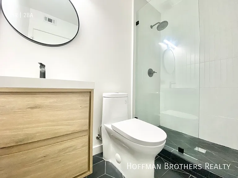 233 Rosemont Ave #8 — Photo 6