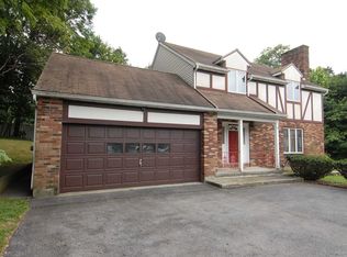 132 Fulton St, Poughkeepsie, NY 12601