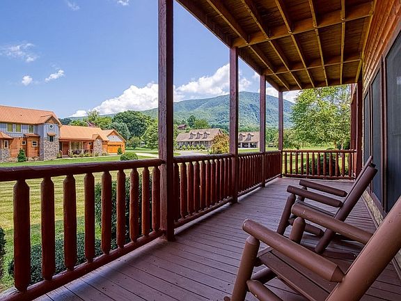 5th image of 3406 Cove Meadows Dr