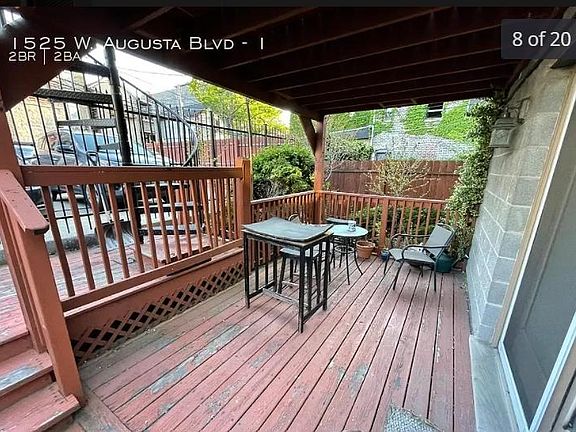 2nd image of 1525 W Augusta Blvd #1