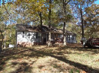 1436 Tippett Rd, Manitou, KY 42436