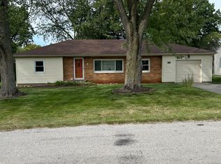 1802 Wayside Dr, Fort Wayne, IN 46818