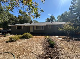 540 Fowler Ln, Diamond Springs, CA 95619