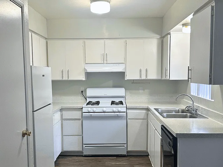 Connect on Missouri Apartments — Photo 12