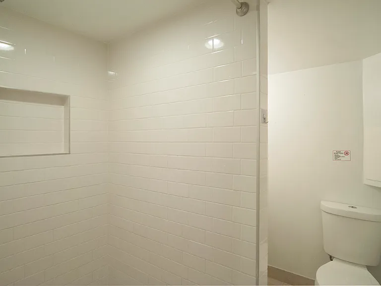 1346 S St NW — Photo 15