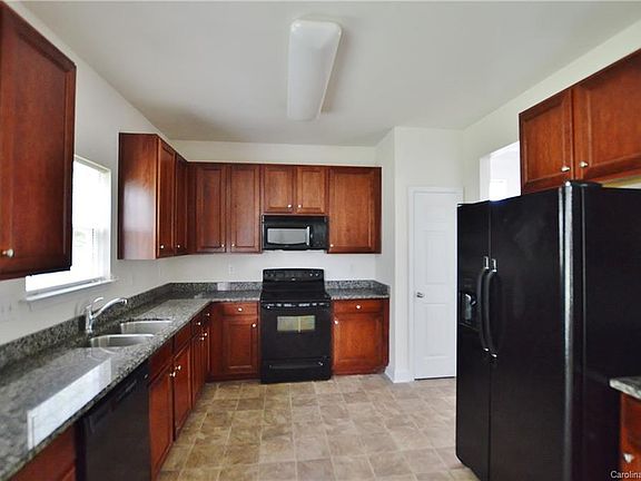 2nd image of 10142 Montrose Dr