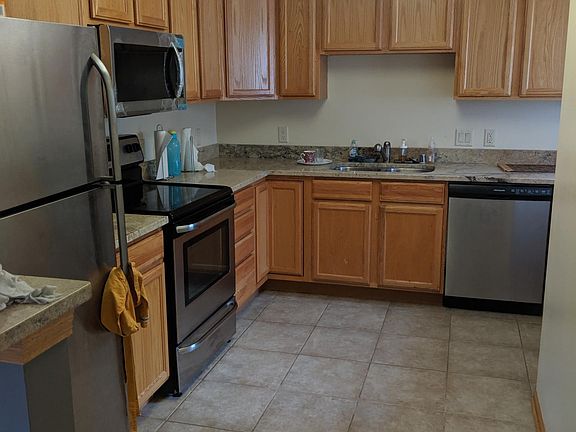 3rd image of 2911 Kentville Dr