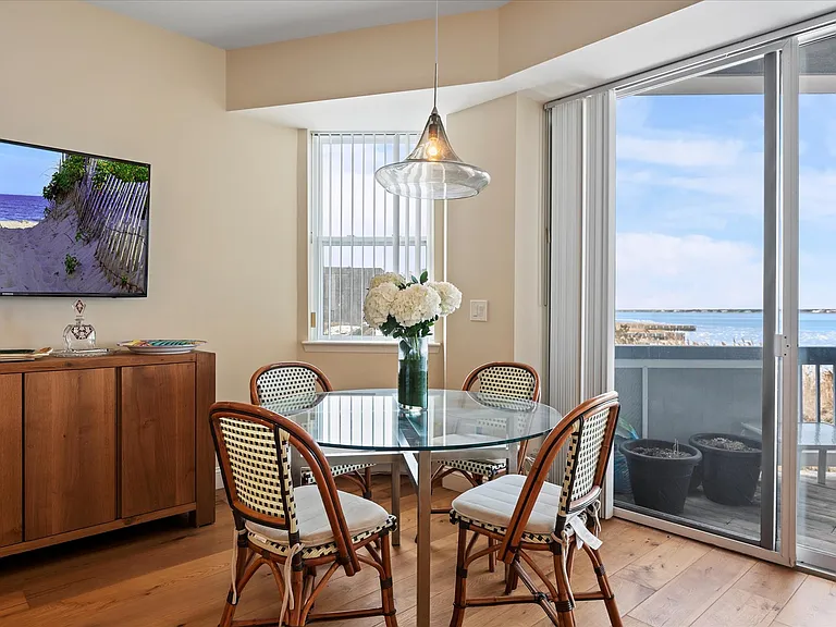 260 Dune Rd #89 — Photo 12