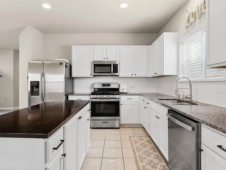 237 Driftwood Ln — Photo 11