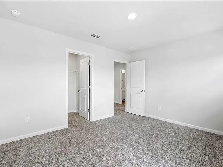 5021 Silver Canoe Way — Photo 38