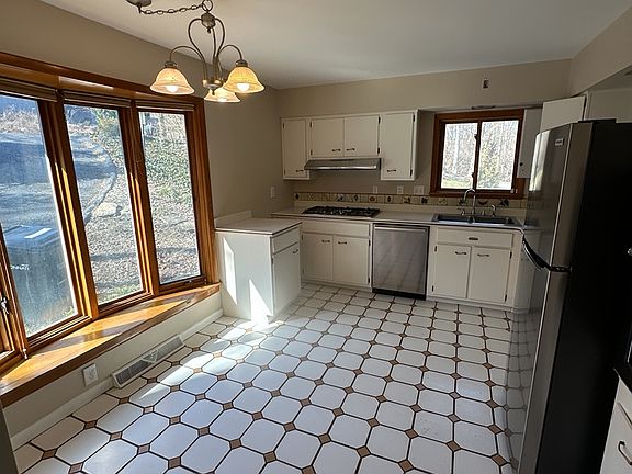 Kitchen_1 (3)_03032025