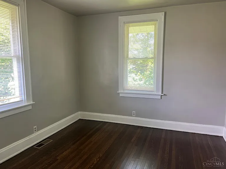 1718 1st Ave — Photo 10