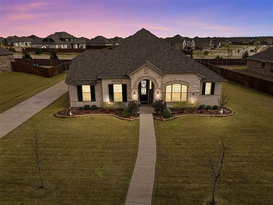 1st image of 344 Sandy Creek Dr