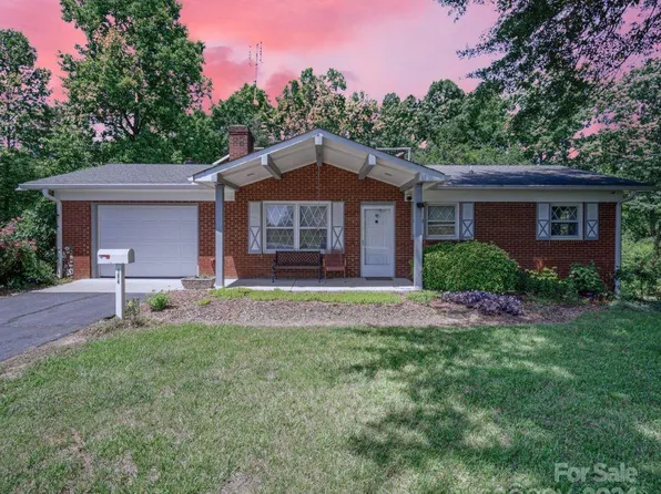 184 Lail Ln, Taylorsville, NC 28681