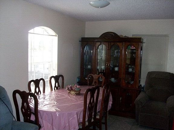 3rd image of 5662 Grande Blvd
