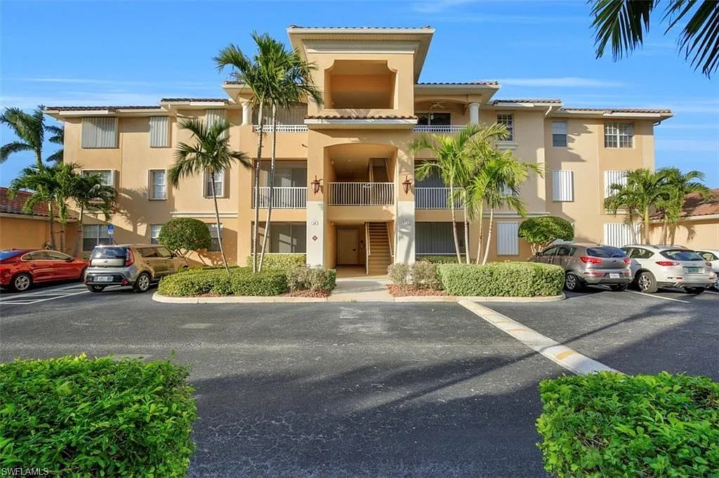 2 bed, 1096 sqft, $2,200 — Photo 3