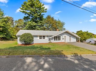 20 Bow Street Ct, Stoneham, MA 02180